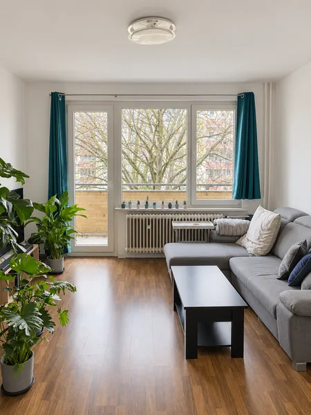 möblierte 3 Zimmerwohnung mit Balkon in Neukölln — photo 1